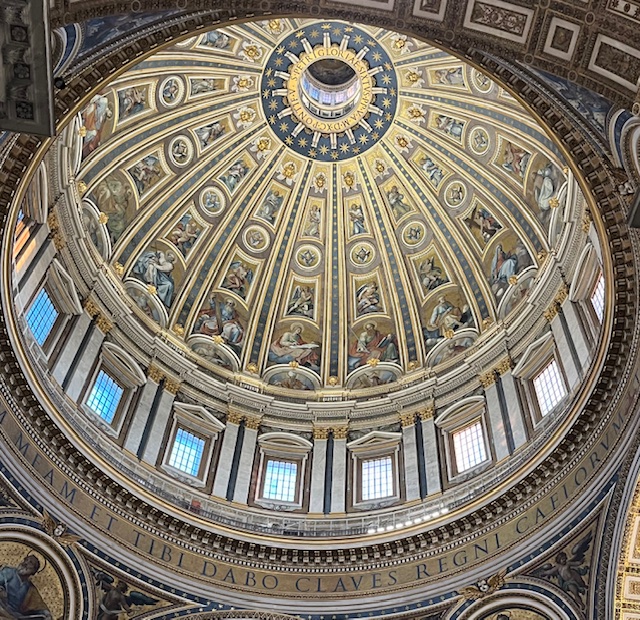 L'école fermera ses portes du vendredi 2à0 décembre après les classes au dimanche 5 janvier. Très belles fêtes de fin d'année !